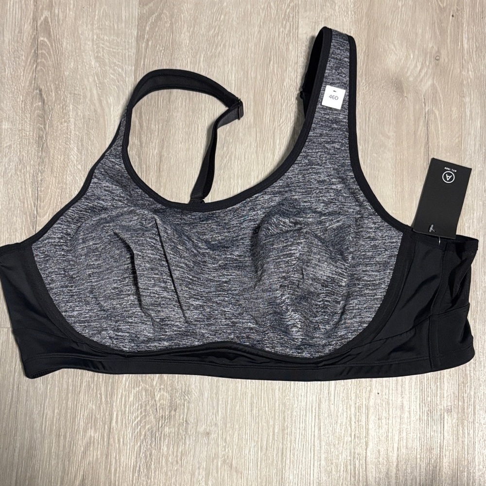 Additionelle Women's Black and Gray Sports Bra